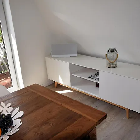 Apartment Henning Rinken Wai 